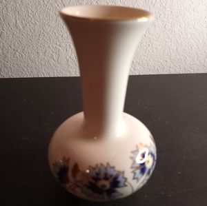 STUNNING Zsolnay-Hungary Handpainted 4" Bud Vase.